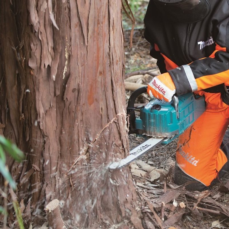 MAKITA UC015GZ - AKU ŘETĚZOVÁ PILA 350 MM LI-ION XGT 40V,BEZ AKU Z - AKU ŘETĚZOVÉ PILY - ZAHRADA