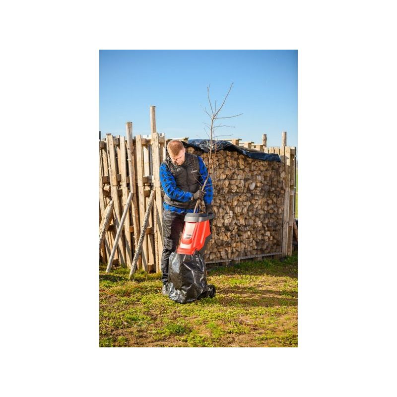 ELEKTRICKÝ DRTIČ VĚTVÍ HAHN & SOHN CEDRUS RE04 - DRTIČ S ELEKTRICKÝM MOTOREM - ZAHRADA