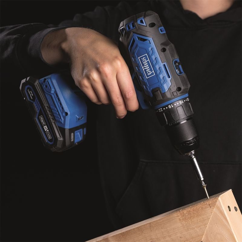 SCHEPPACH C-DD45-X-SET S 20 V IXES AKU VRTACÍ ŠROUBOVÁK + 2AH BATERIE + NABÍJEČKA 2,4 A - AKU ŠROUBOVÁK 18V - 20V - AKU NÁŘADÍ