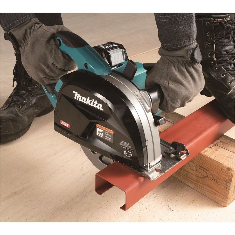 MAKITA CS002GZ - AKU PILA NA KOV LI-ION XGT 40V, BEZ AKU Z - PILY NA KOV - AKU NÁŘADÍ