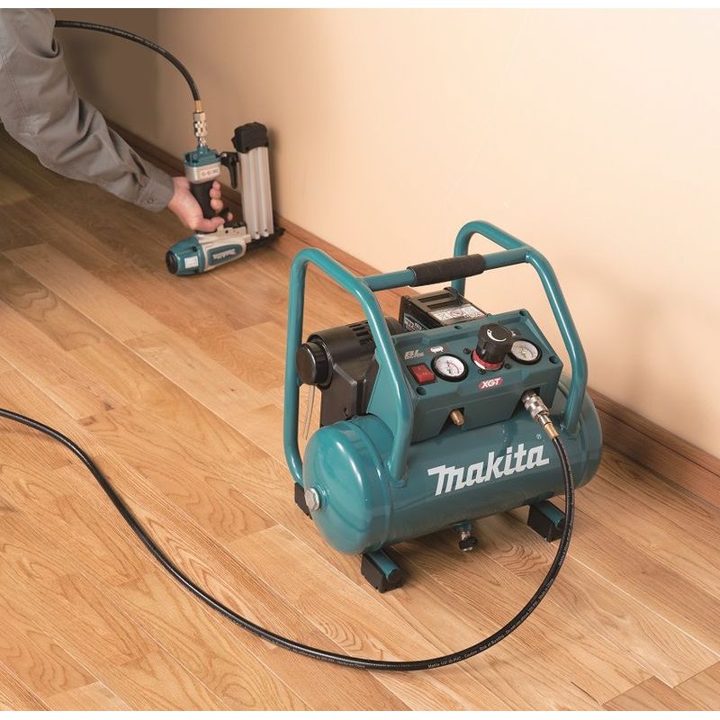 MAKITA AC001GZ - AKU KOMPRESOR LI-ION XGT 40V, BEZ AKU Z - AKU KOMPRESORY - AKU NÁŘADÍ