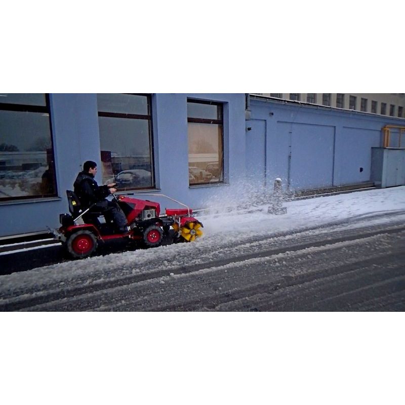 POHONNÁ JEDNOTKA FD5 S VÁLCOVÝM ZAMETACÍM KARTÁČEM SB110 - DAKR - PANTER SYSTÉM - ZAHRADA