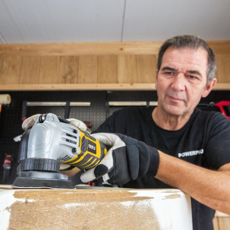 POWERPLUS POWX1344 MULTIFUNKČNÍ STROJ / OSCILAČNÍ BRUSKA 310 W - MULTI BRUSKY - RENOVÁTORY (MULTITOOL) - ELEKTRICKÉ NÁŘADÍ