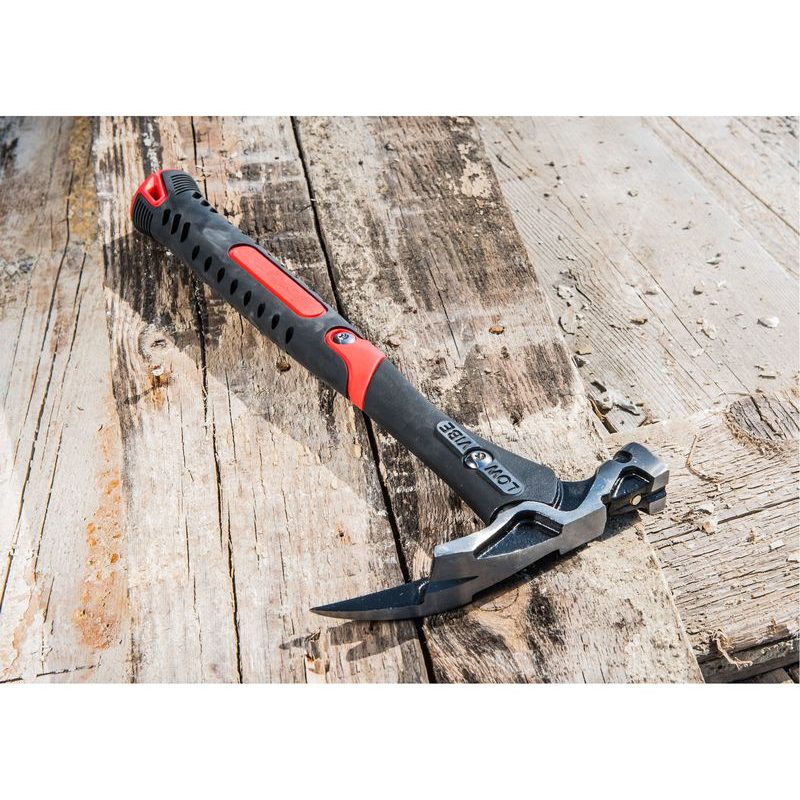 FORTUM KLADIVO POKRÝVAČSKÉ LOW-VIBE, 680G S MAGNETEM, 4751100 - TESAŘSKÉ A ZEDNICKÉ KLADIVA - RUČNÍ NÁŘADÍ