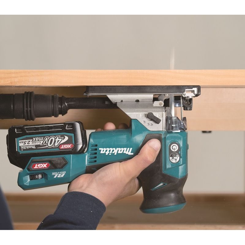 MAKITA JV001GM201 - AKU BEZUHLÍKOVÁ PŘÍMOČARÁ PILA LI-ION XGT 40V/4,0AH - AKU PŘÍMOČARÉ PILY - AKU NÁŘADÍ