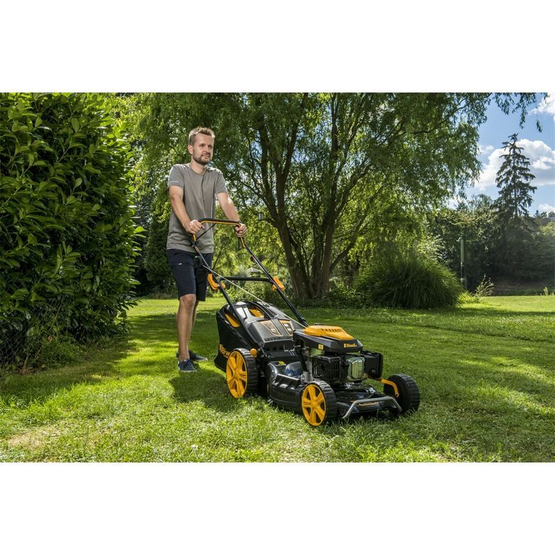 RIWALL PRO RPM 5355 MULTIFUNKČNÍ TRAVNÍ SEKAČKA 4 V 1 S BENZINOVÝM MOTOREM A POJEZDEM - SEKAČKY SE ZÁBĚREM 50-56 CM - ZAHRADA