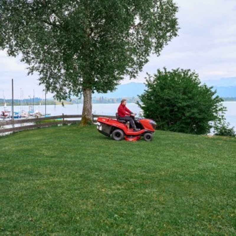 T18-95.4 HD V2 PREMIUM AL-KO - ZAHRADNÍ TRAKTOR 2-VÁLEC - ZAHRADA