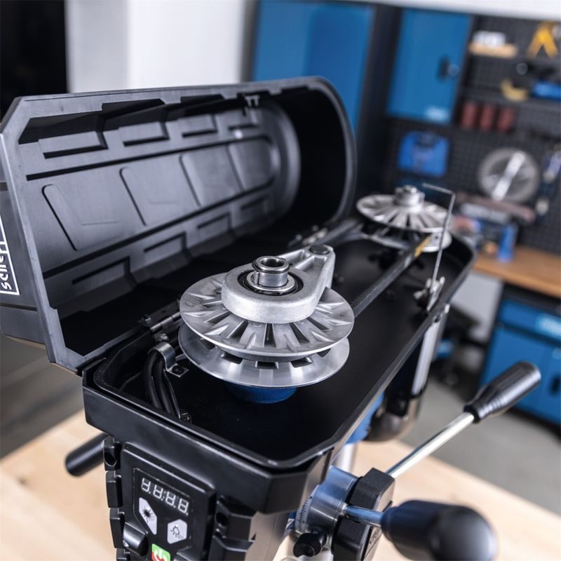 SCHEPPACH TBM 300 VARIO STOJANOVÁ VRTAČKA S KŘÍŽOVÝM LASEREM A LED OSVĚTLENÍM - STOLNÍ SLOUPOVÉ VRTAČKY - ELEKTRICKÉ NÁŘADÍ