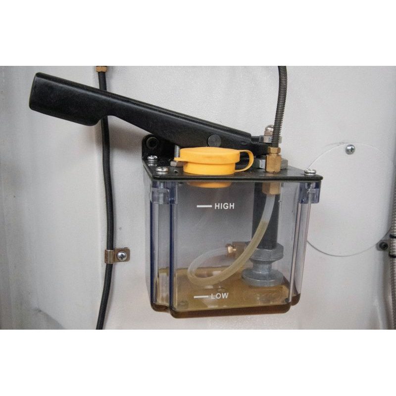 FH-150N - UNIVERZÁLNÍ FRÉZKA - UNIVERZÁLNÍ FRÉZKY - KOVOOBRÁBĚCÍ STROJE