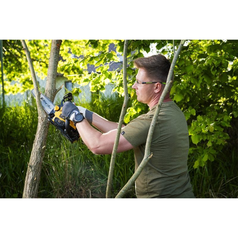 RIWALL PRO RPCS 2526 JEDNORUČNÍ ŘETĚZOVÁ VYVĚTVOVACÍ PILA S BENZINOVÝM MOTOREM 25 CCM - PROŘEZÁVACÍ PILY - ZAHRADA