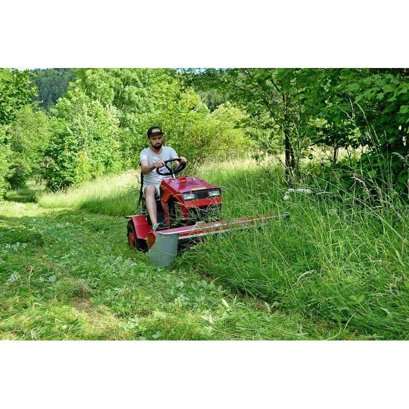 POHONNÁ JEDNOTKA FD52V S VÁLCOVÝM ZAMETACÍM KARTÁČEM SB110 - DAKR - PANTER SYSTÉM - ZAHRADA