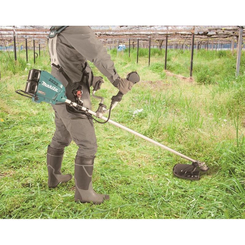 MAKITA UR012GZ06 - AKU KŘOVINOŘEZ LI-ION XGT 2X40V,BEZ AKU Z - AKU KŘOVINOŘEZY - ZAHRADA