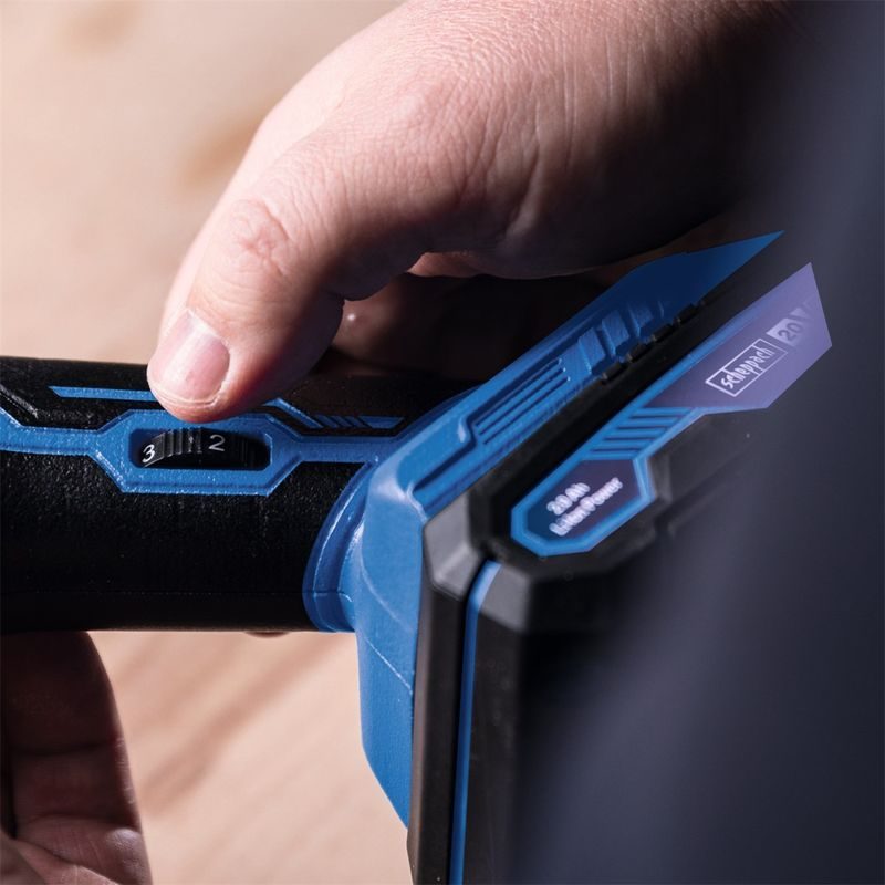 SCHEPPACH C-MT40-X-SET S 20 V IXES AKU MULTIFUNKČNÍ NÁSTROJ + 2AH BATERIE + NABÍJEČKA 2,4 A - AKU MULTIFUNKČNÍ, OSCILAČNÍ BRUSKY (MULTITOOL) - AKU NÁŘADÍ