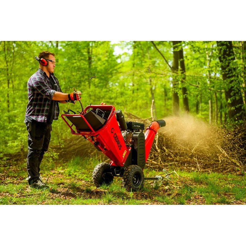 DRTIČ VĚTVÍ HAHN & SOHN CEDRUS RB02PRO - DRTIČ S BENZÍNOVÝM MOTOREM - ZAHRADA