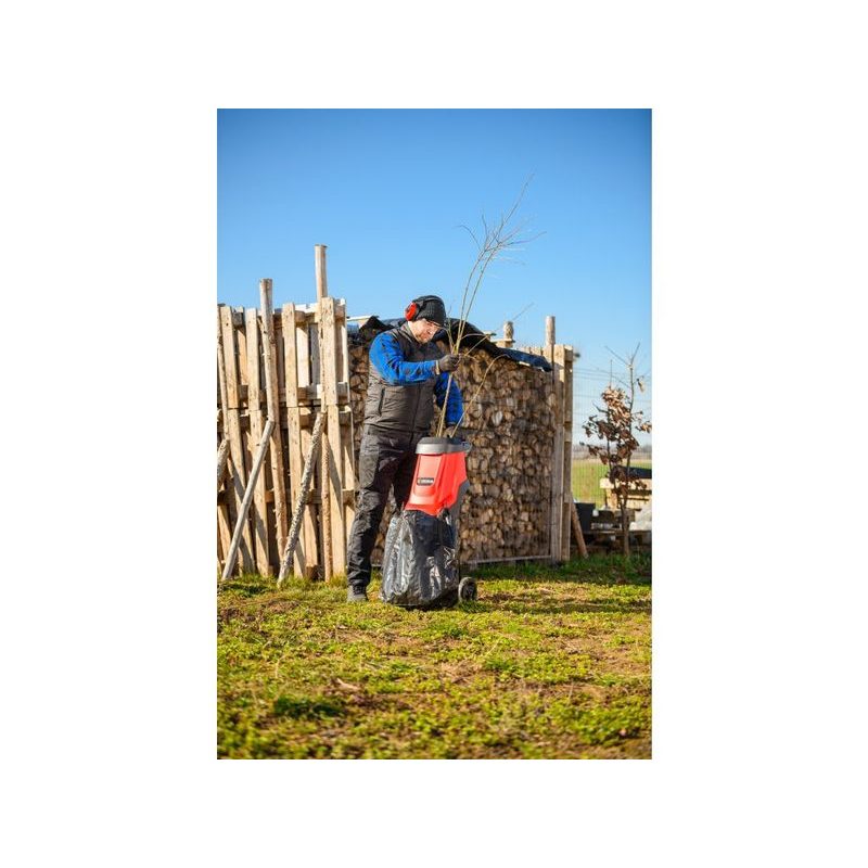 ELEKTRICKÝ DRTIČ VĚTVÍ HAHN & SOHN CEDRUS RE04 - DRTIČ S ELEKTRICKÝM MOTOREM - ZAHRADA