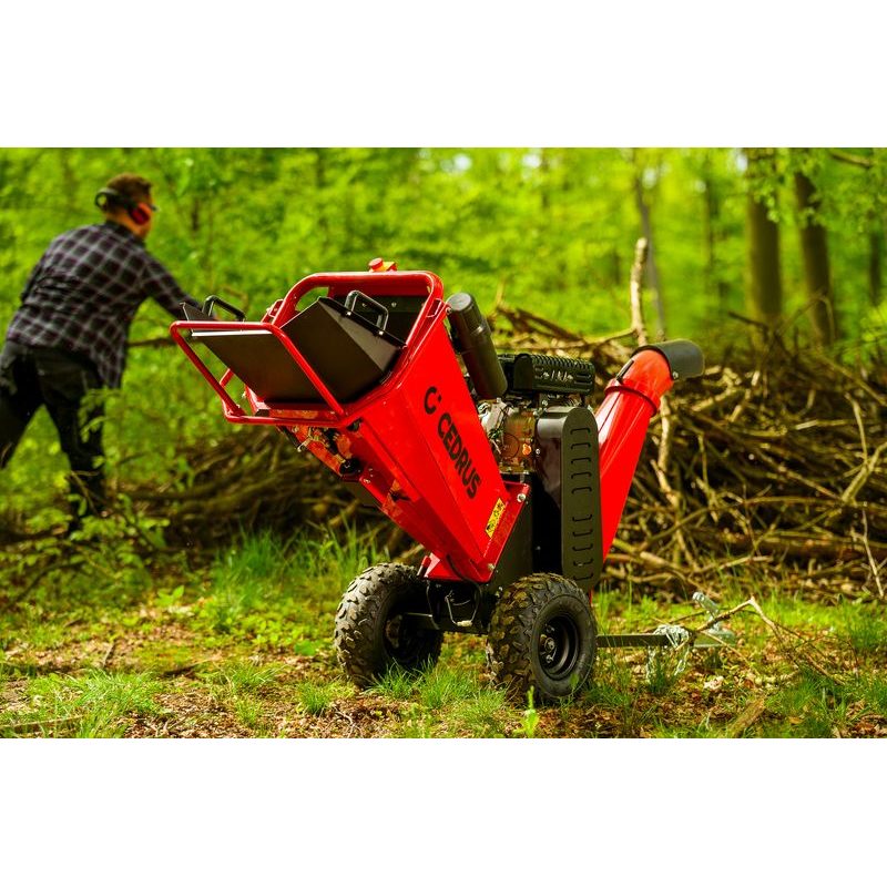 DRTIČ VĚTVÍ HAHN & SOHN CEDRUS RB02PRO - DRTIČ S BENZÍNOVÝM MOTOREM - ZAHRADA