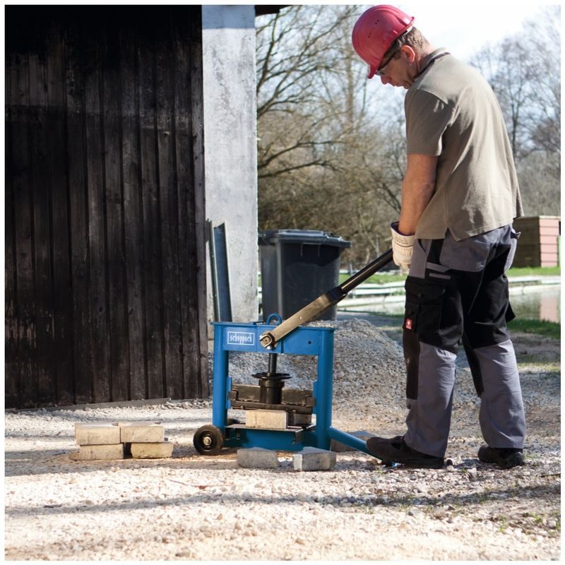 SCHEPPACH HSC 130 PÁKOVÁ ŠTÍPAČKA KAMENE - STAVEBNÍ TECHNIKA