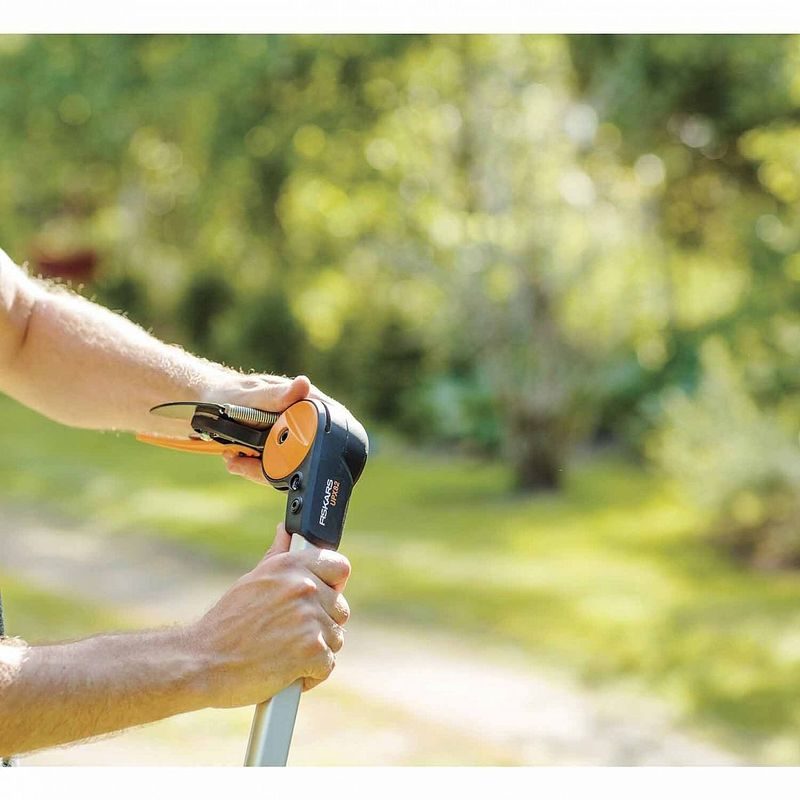 ZAHRADNÍ NŮŽKY UNIVERZÁLNÍ FISKARS POWERGEAR™ X UPX82 - ZAHRADNÍ NŮŽKY - ZAHRADA