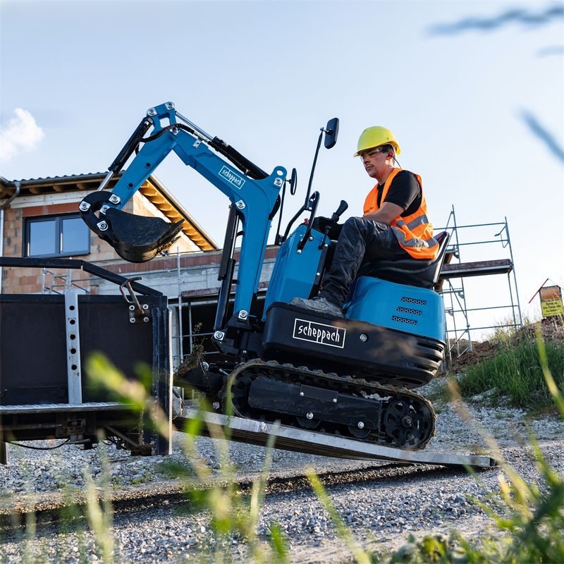 SCHEPPACH EXC 815 - MINIBAGR - NAKLADAČE, MINIBAGRY - STAVEBNÍ TECHNIKA