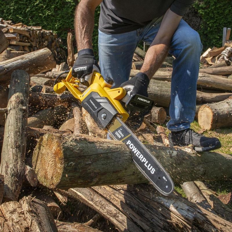 POWERPLUS POWEG10020 ELEKTRICKÁ ŘETĚZOVÁ PILA 2 000W 350MM - ELEKTRICKÉ ŘETĚZOVÉ PILY - ZAHRADA