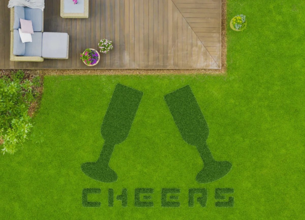 Drawing function – custom design in lawn