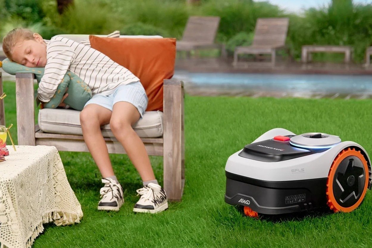 Quiet mower operation