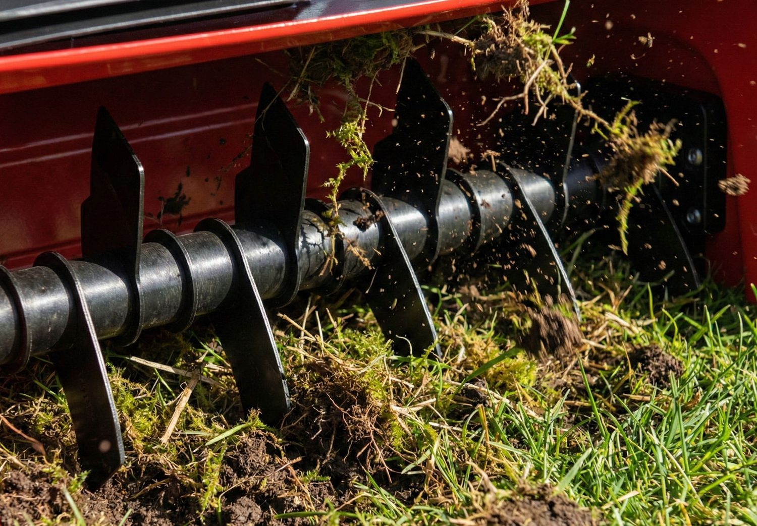 Detail nožů vertikutátoru