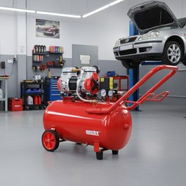 Zahradní traktor - HECHT 5108 TWIN