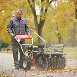 Ruční zametací stroj - HECHT 8065