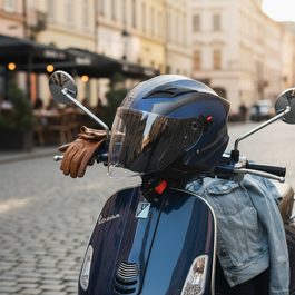 Přilba pro skútr a motocykl - HECHT 51627 S