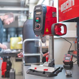 Elektrická vrtačka s příklepem - HECHT1070