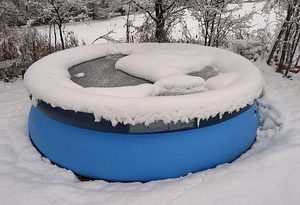 Kdy začít chystat bazén na zimu?