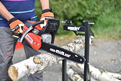 Jak (ne)řezat řetězovou pilou?