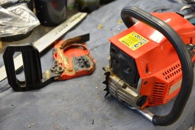 Je čas na zazimování některé zahradní techniky. Jak na to...?