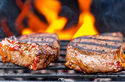 Grilovací omyly, které děláme (skoro) všichni. A jak se jim vyhnout