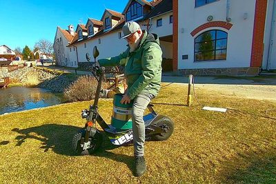 Návrat do budoucnosti v podání Autosalonu