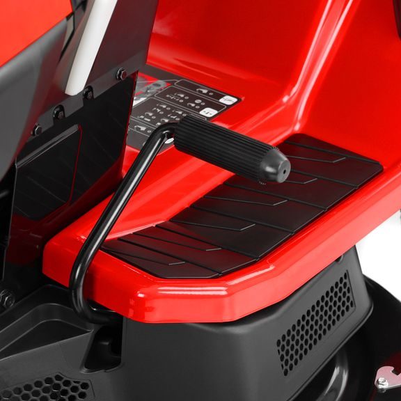 Zahradní traktor - HECHT 5118