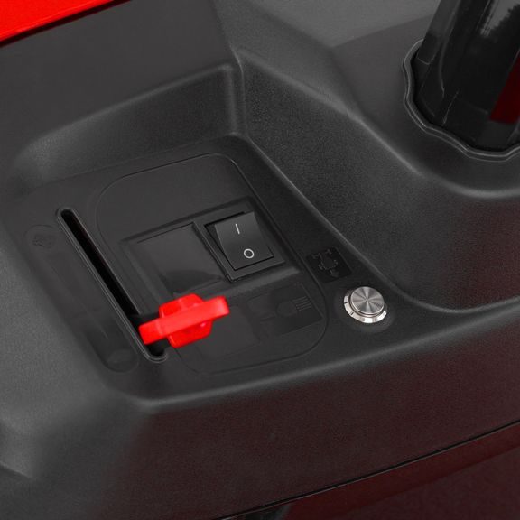 Zahradní traktor - HECHT 5184