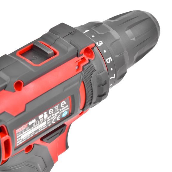 Aku vrtačka v kufru - HECHT 1246