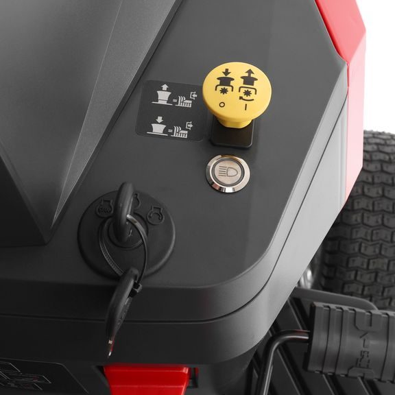 Zahradní traktor - HECHT 5292