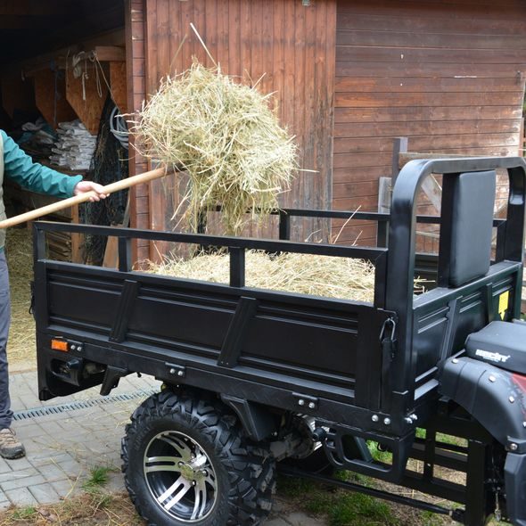 NÁKLADNÍ ACCU ČTYŘKOLKA - HECHT FARMIS