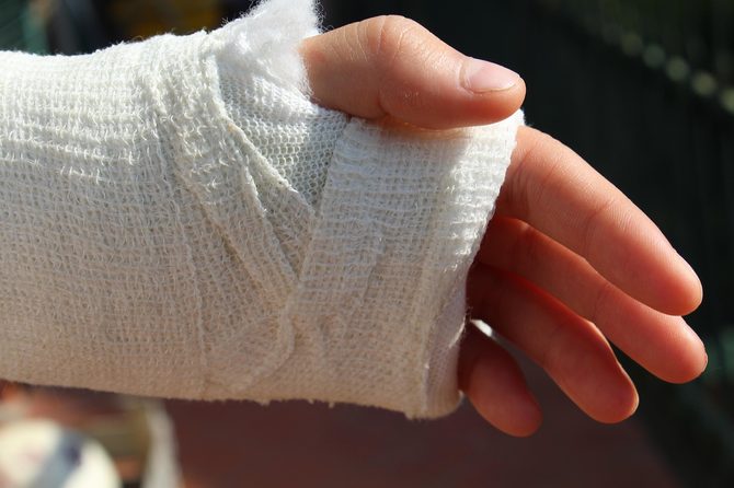 Bezpečnost na zahradě: Jak předejít zraněním při práci i odpočinku
