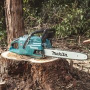 MAKITA UC011GZ - AKU ŘETĚZOVÁ PILA 350 MM LI-ION XGT 40V,BEZ AKU Z - MAKITA XGT 40V