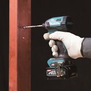 MAKITA TD003GZ - AKU RÁZOVÝ ŠROUBOVÁK 1/4"LI-ION XGT 40V,BEZ AKU Z - MAKITA XGT 40V