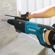 MAKITA HR2641 - KOMBINOVANÉ KLADIVO S AVT 2,4J,800W - SDS-PLUS - KLADIVA MAKITA