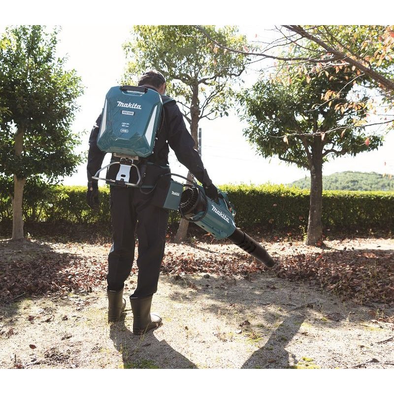 MAKITA UB003CZ - AKU OFUKOVAČ LI-ION, EXTERNÍ ZDROJ BEZ AKU Z - ZAHRADNÍ TECHNIKA