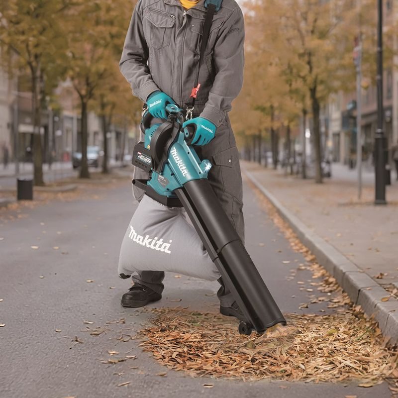 MAKITA UB005GZ - AKU OFUKOVAČ/VYSAVAC LI-ION XGT 40V,BEZ AKU Z - VYSAVAČE MAKITA