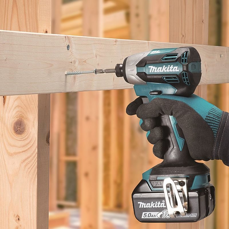 MAKITA DTD158RFJ - AKU RÁZOVÝ ŠROUBOVÁK 1/4" LI-ION LXT 18V 3,0 AH,MAKPAC - LI-ION 18V - AKUMULÁTOROVÉ STROJE MAKITA