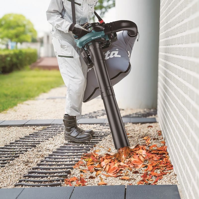 MAKITA UB003GZ - AKU OFUKOVAČ/VYSAVAC LI-ION XGT 40V,BEZ AKU Z - VYSAVAČE MAKITA