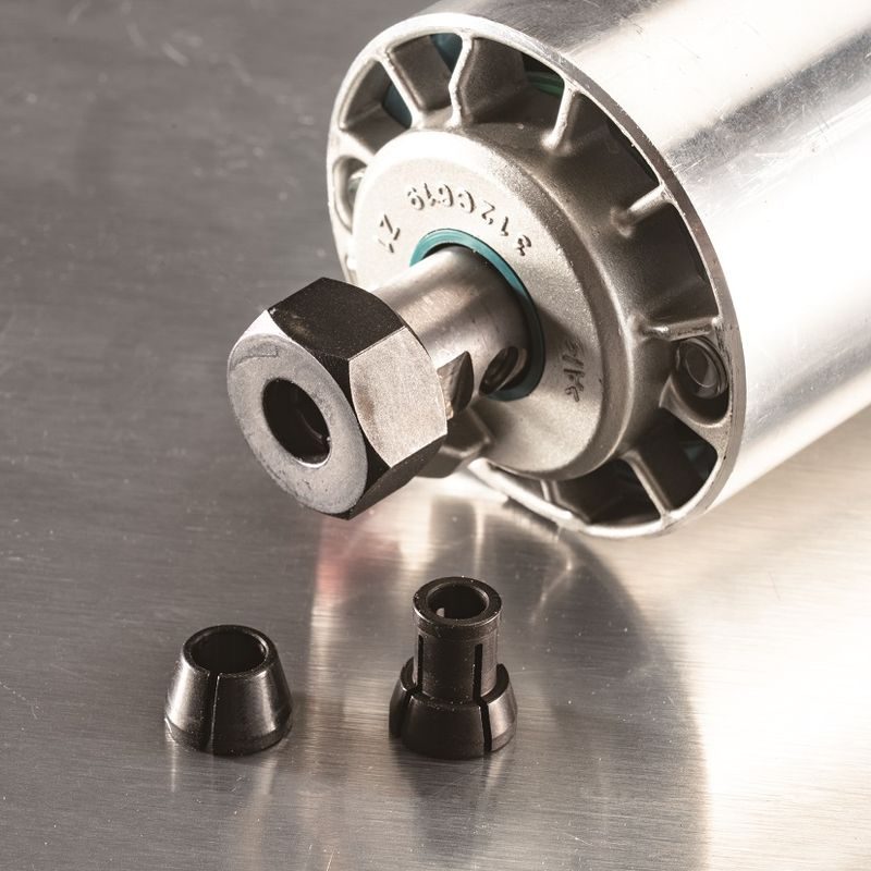 MAKITA RT001GZ17 - AKU KOMBINOVANÁ FRÉZKA S PŘÍSLUŠENSTVÍM LI-ION XGT 40V, BEZ AKU Z - MAKITA XGT 40V